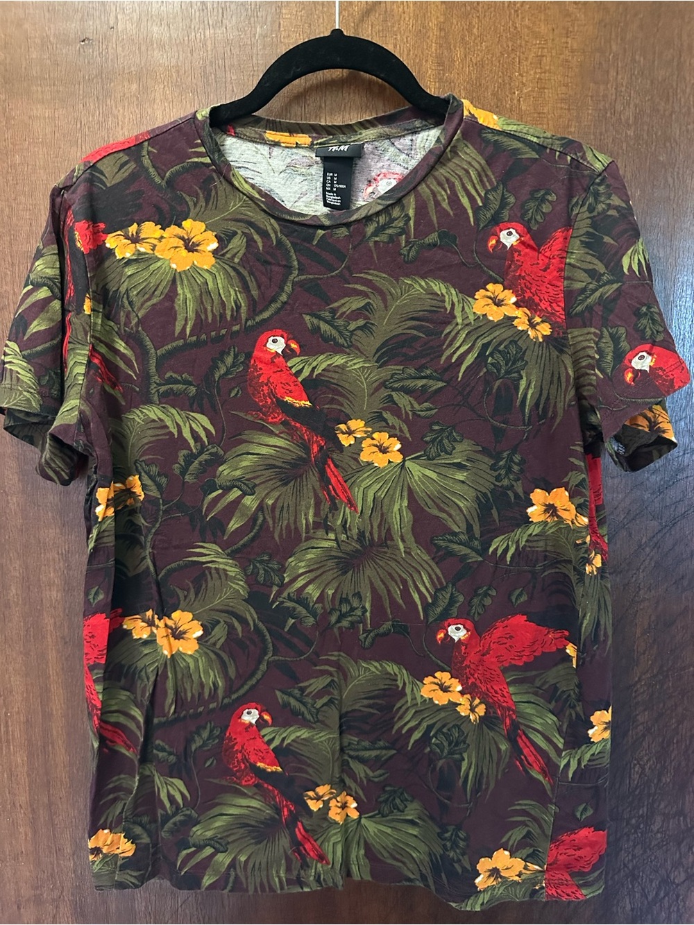 Tropical Parrot and Palm Print T-shirt